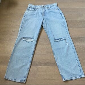 Good American 90’s Distressed Straight Leg